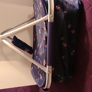 2 piece set, insulated tote, and picnic basket